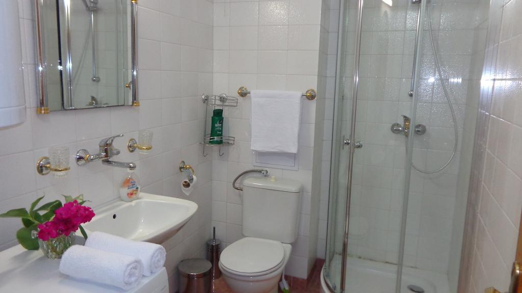 Zoya Apartment Burgas Phòng bức ảnh