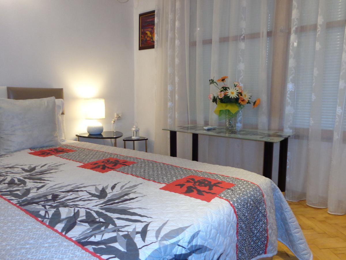 Zoya Apartment Burgas Ngoại thất bức ảnh