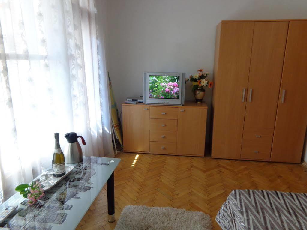 Zoya Apartment Burgas Ngoại thất bức ảnh